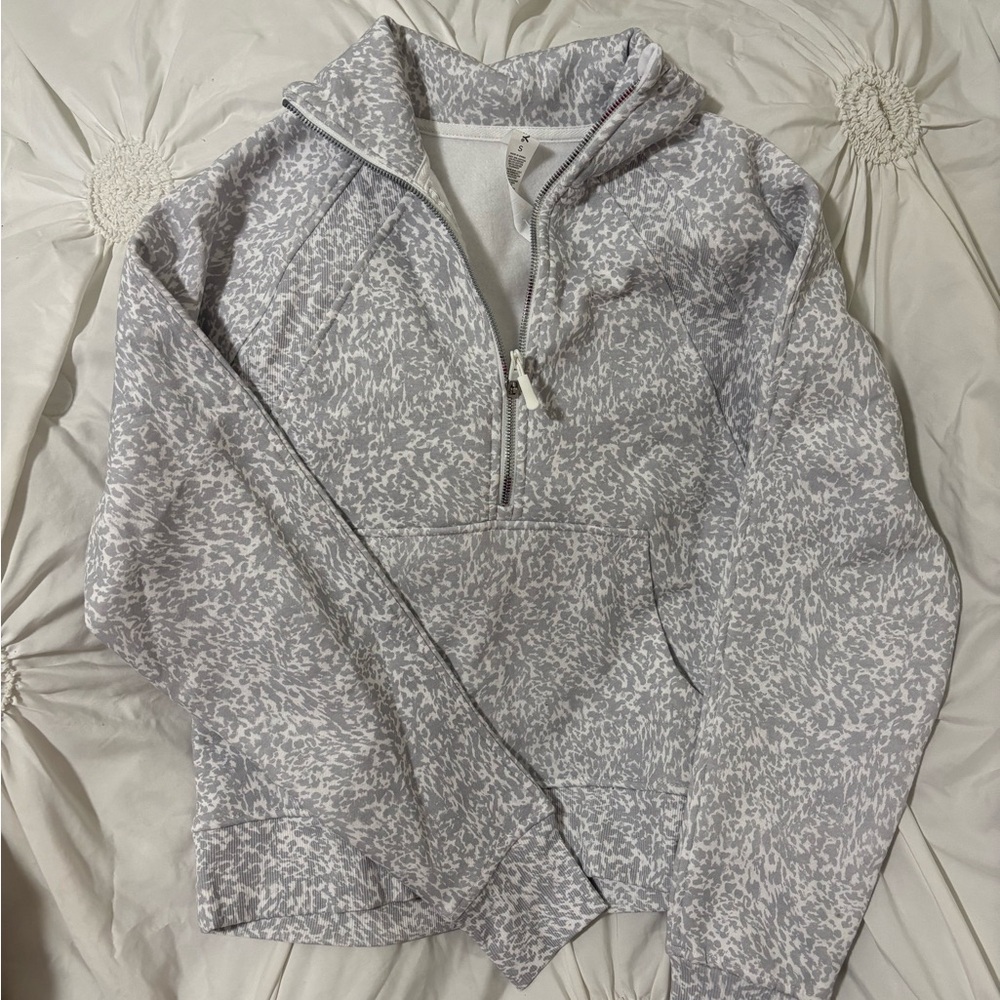 Jockey Women's Light Gray Patterned Cowl Sweater